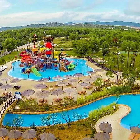 Mediteran Travel Mobile Homes Solaris Brodarica (Sibenik-Knin)