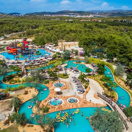 База отдыха Mediteran Travel Mobile Homes Solaris 3*