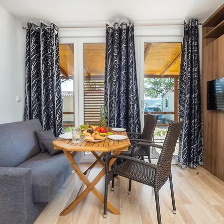 Mediteran Travel Mobile Homes Solaris 홀리데이파크